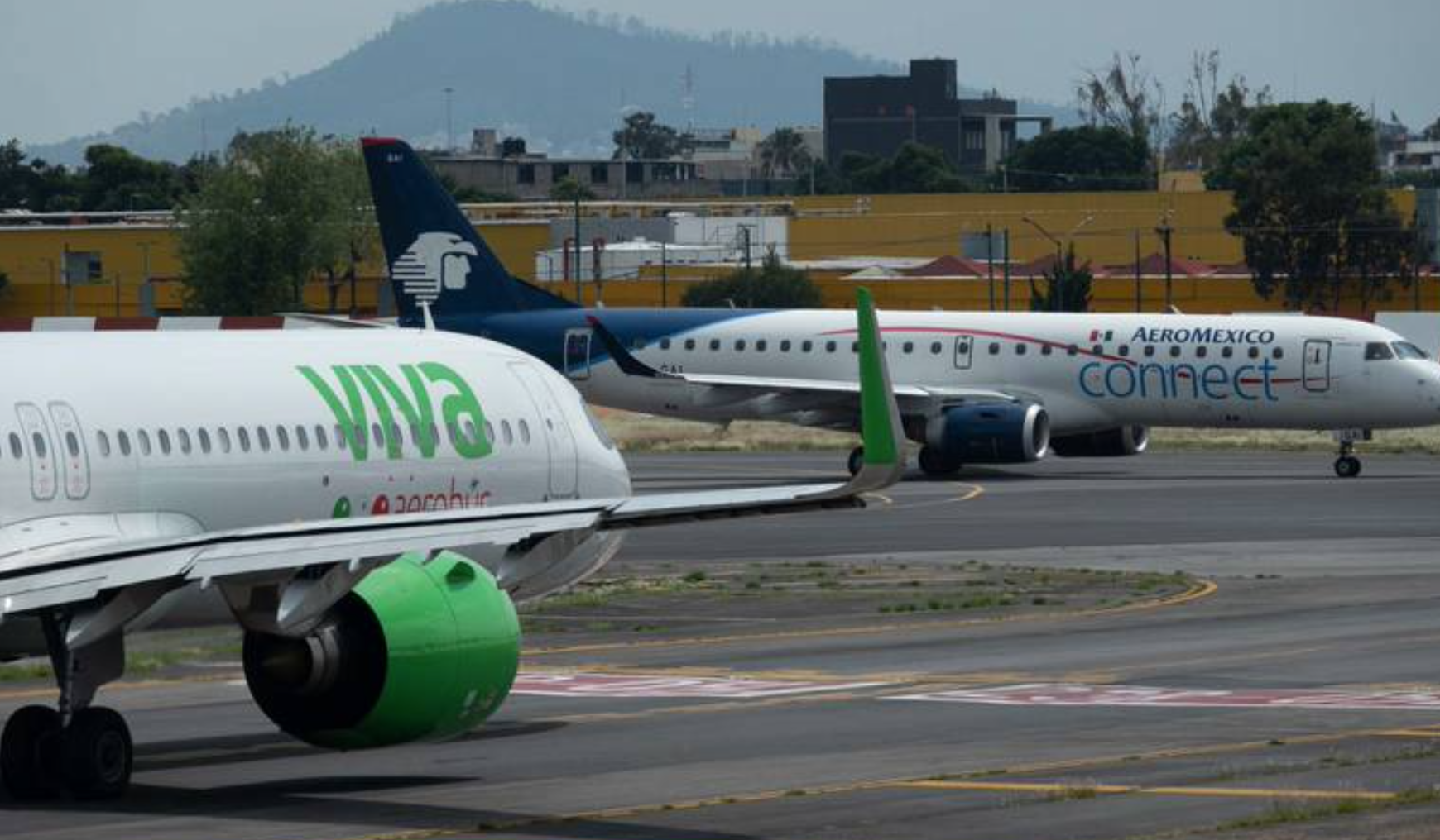 Aeroméxico restringe peso en sus vuelos por onda de calor en CDMX